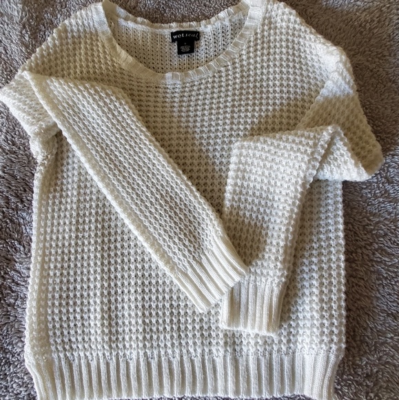 Sweaters - Cream mid rise knit sweater